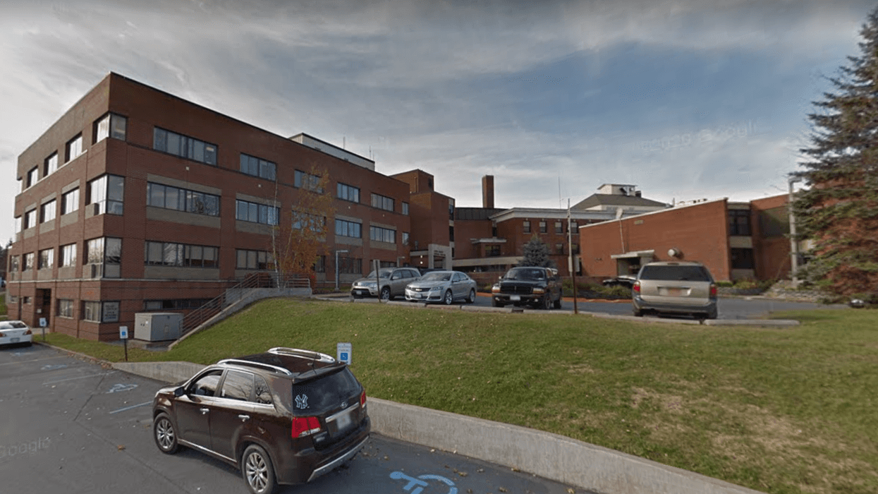 Upstate hospital won't deliver babies after unvaccinated staff quit