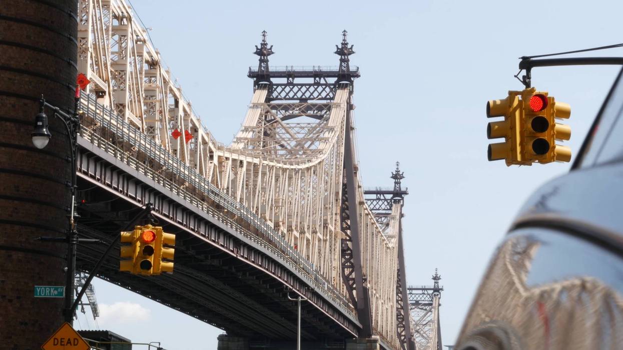 2 men killed in scooter-bicycle crash on the Queensboro Bridge