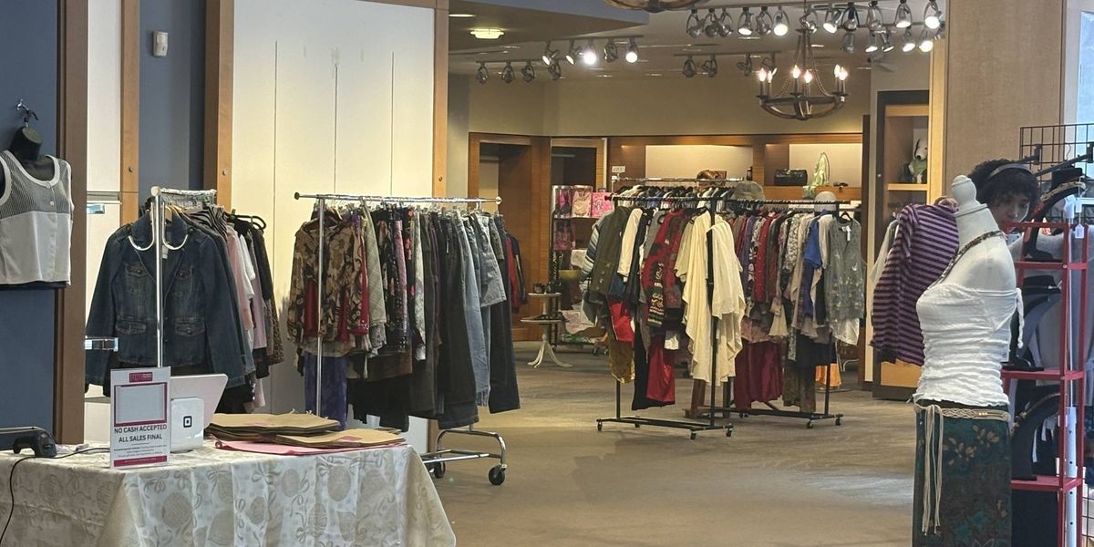 Vintage shoppers have a new option downtown Minneapolis this summer