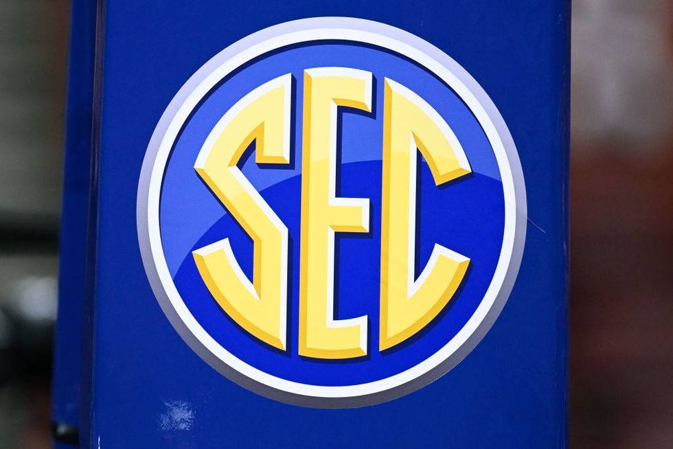 SEC bans schools from adding former NFL, NBA players