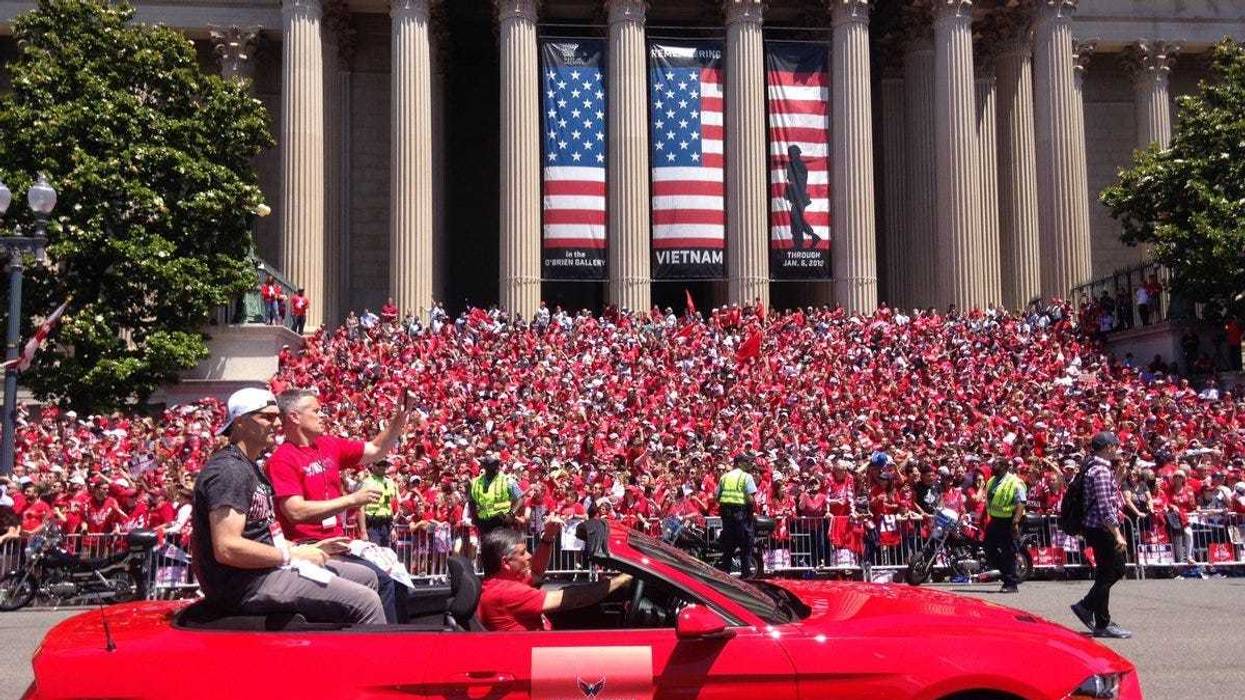 The_Sports_Junkies_Capitals_Championship_Parade