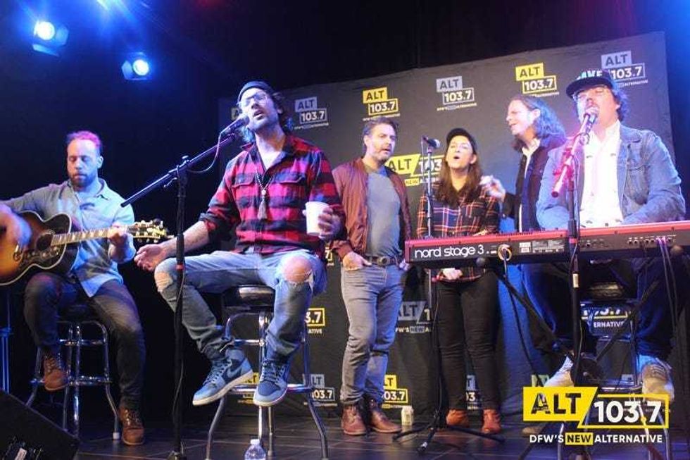The Strumbellas Live At The Verizon Artist Lounge