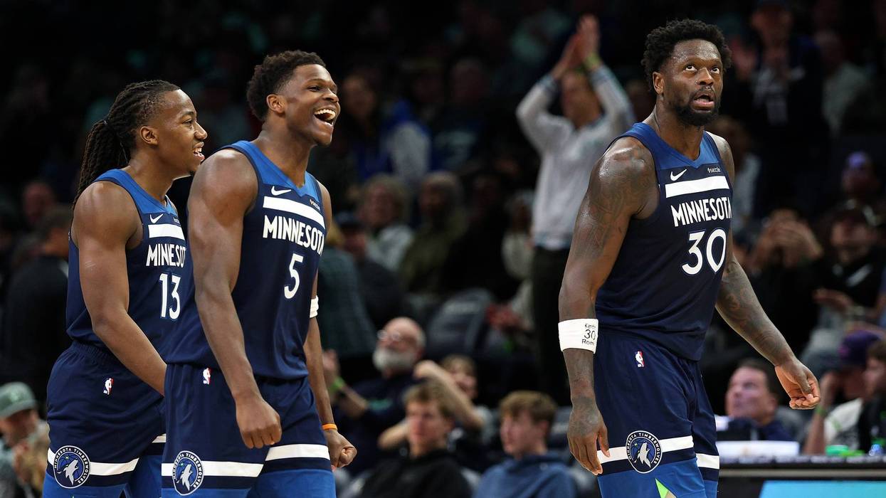 Wolves make moves ahead of draft, trading Julius Randle and the 28th pick to Brooklyn, and re-sign Dosunmu