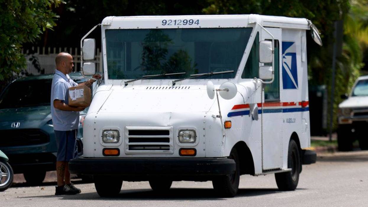 USPS considers allowing people to ship handguns through the mail