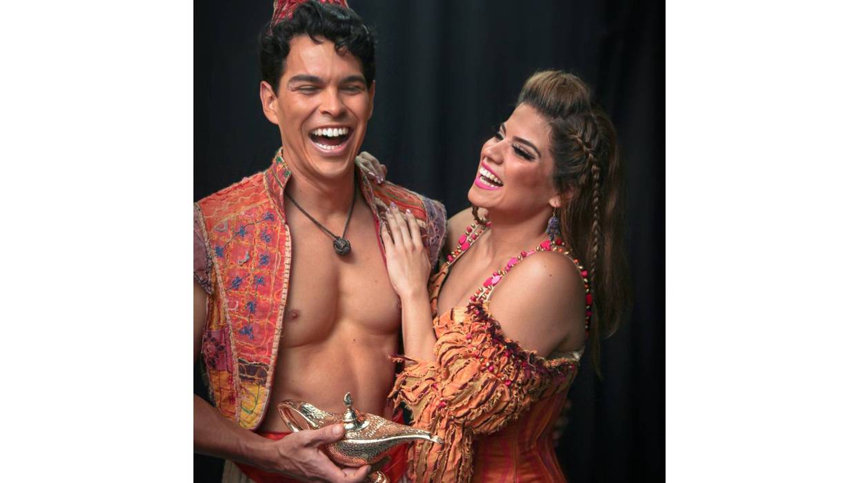 Theater-Love on Stage - 3x2 for APNews