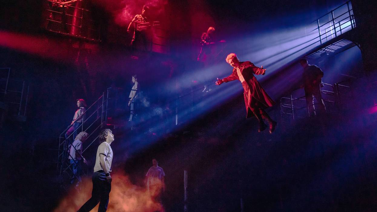 Theater - Making Vampires Fly 881