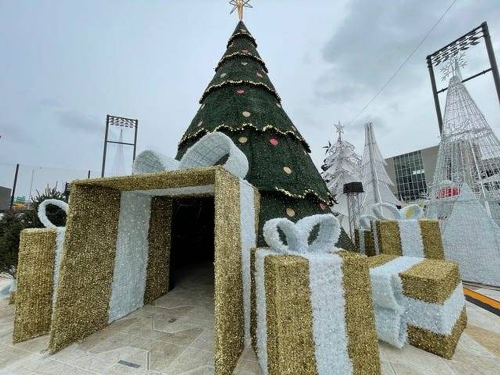 Things are a buzz at Rosemont