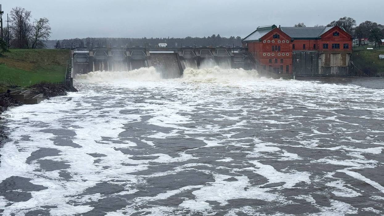 Severe storms continue to produce heavy rain, lightning and flooding across parts of US