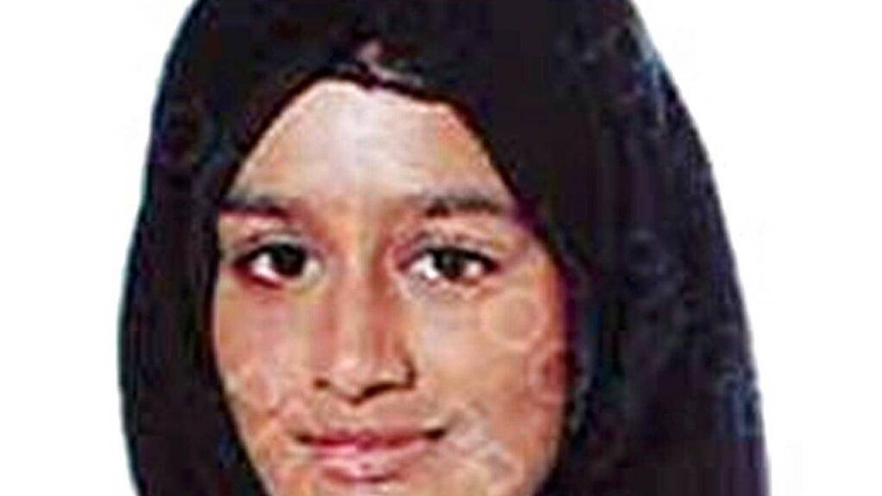 This undated photo issued by the Metropolitan Police shows Shamima Begum. A pregnant British teenager who ran away from Britain to join Islamic State extremists in Syria four years ago has said she wants to come back to London, but her path home is not cl
