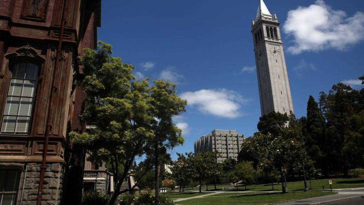 Thousands of UC Berkeley students are at risk after master keys to an apartment complex were stolen this week.
