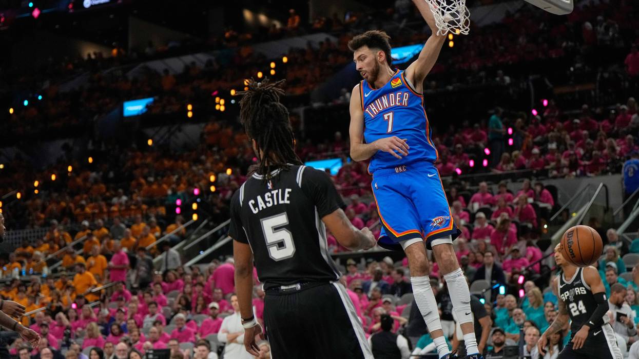 Thunder Spurs Basketball