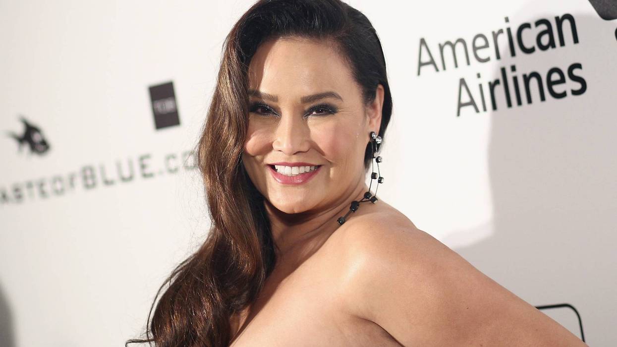 Tia Carrere