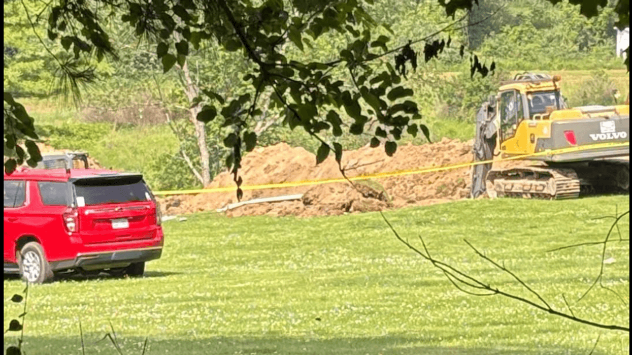 Construction worker rescued after falling into trench near Oxford