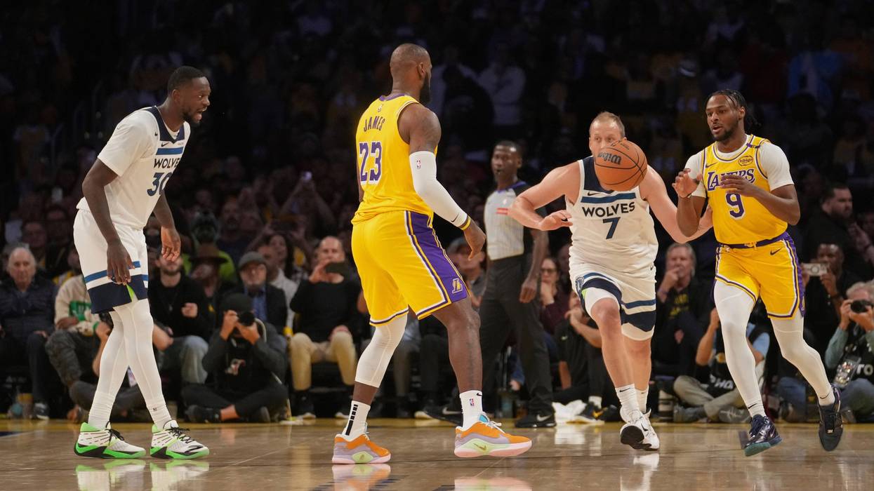 Timberwolves Lakers Basketball