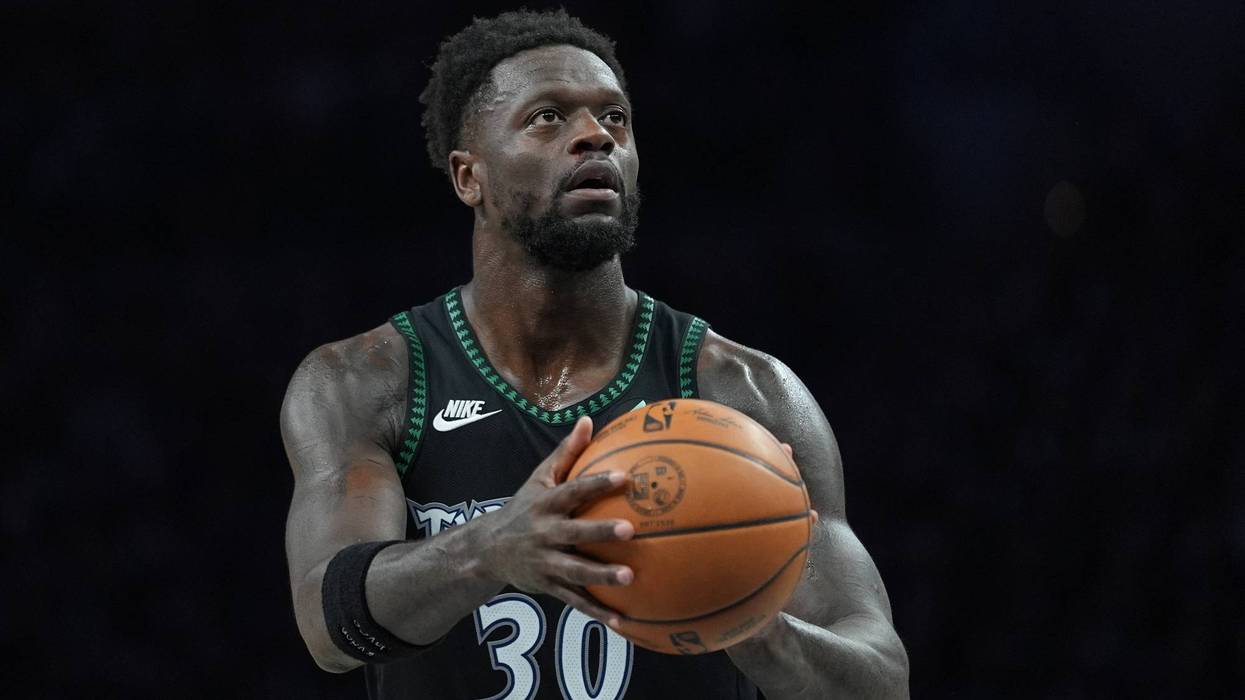 Timberwolves Randle Trade Basketball