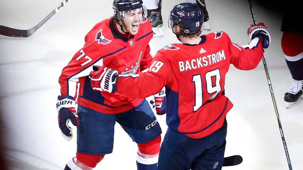 TJ_Oshie_Goal_Capitals_Lightning_Game_6