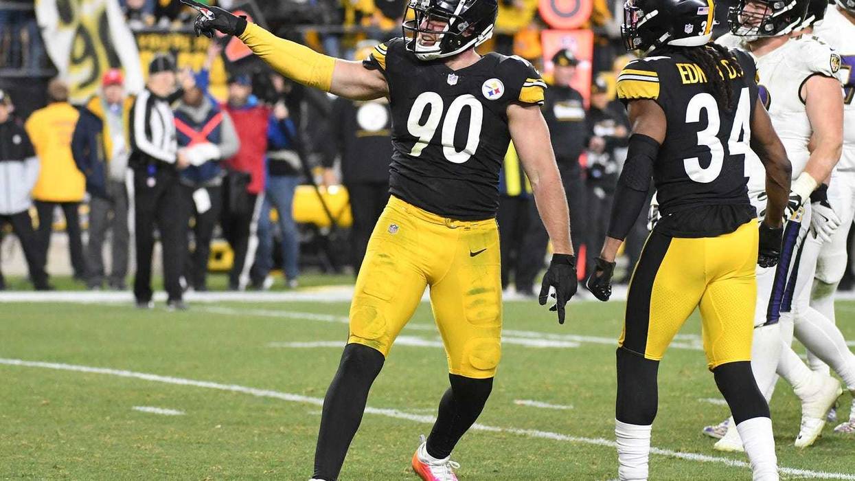 TJ Watt celebrating sack