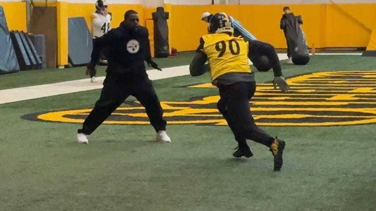 TJ Watt working in practice