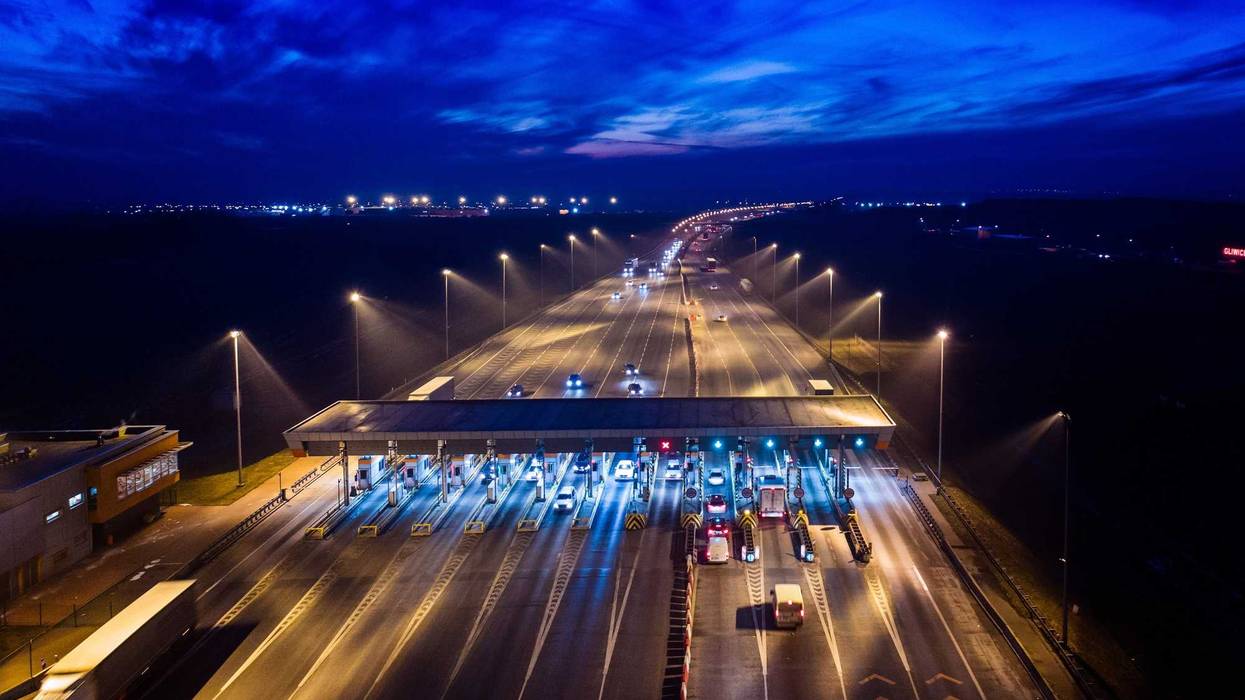 tolls-GettyImages-922547712.jpg