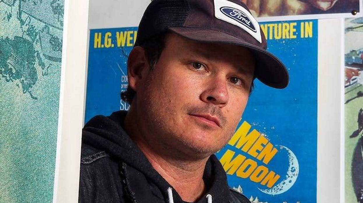 Tom DeLonge, Pose, Shop, To The Stars, Posters, Face, 2017