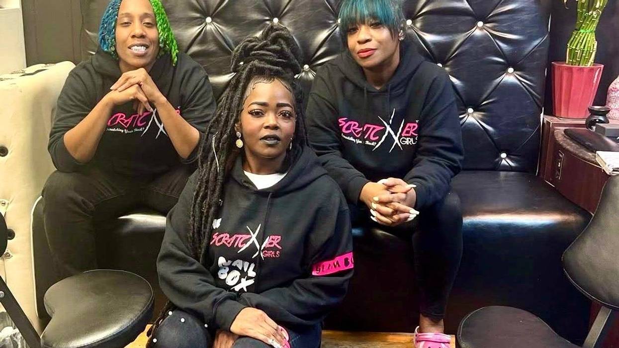 Toni and her daughters, Pashun and Keioko, the Scratchergirls