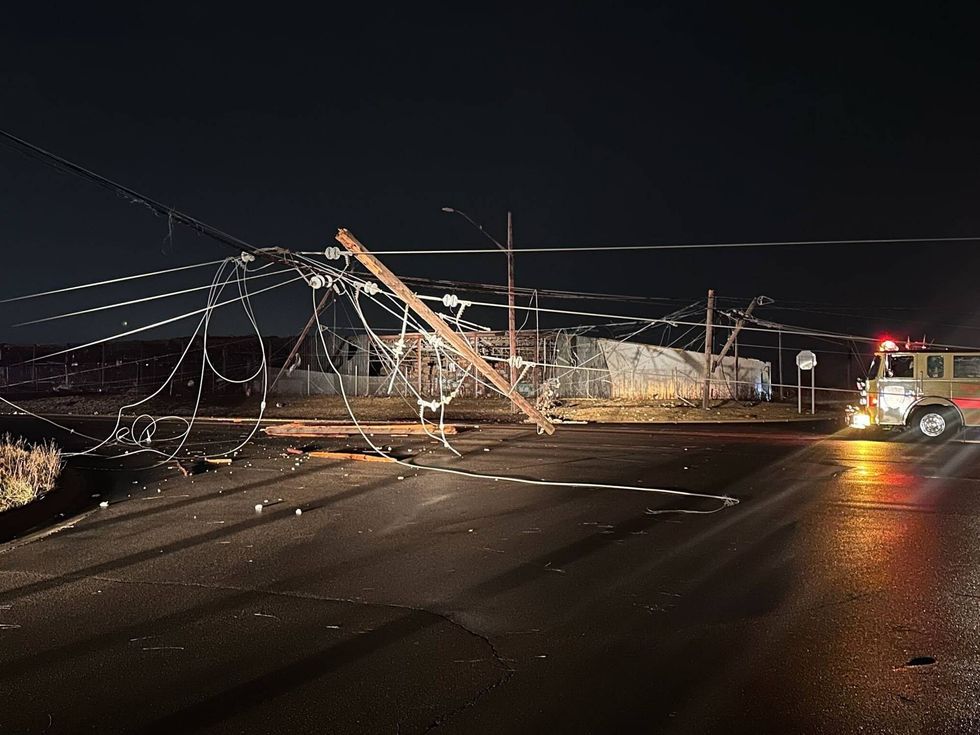 tornado damage in Grand Blanc
