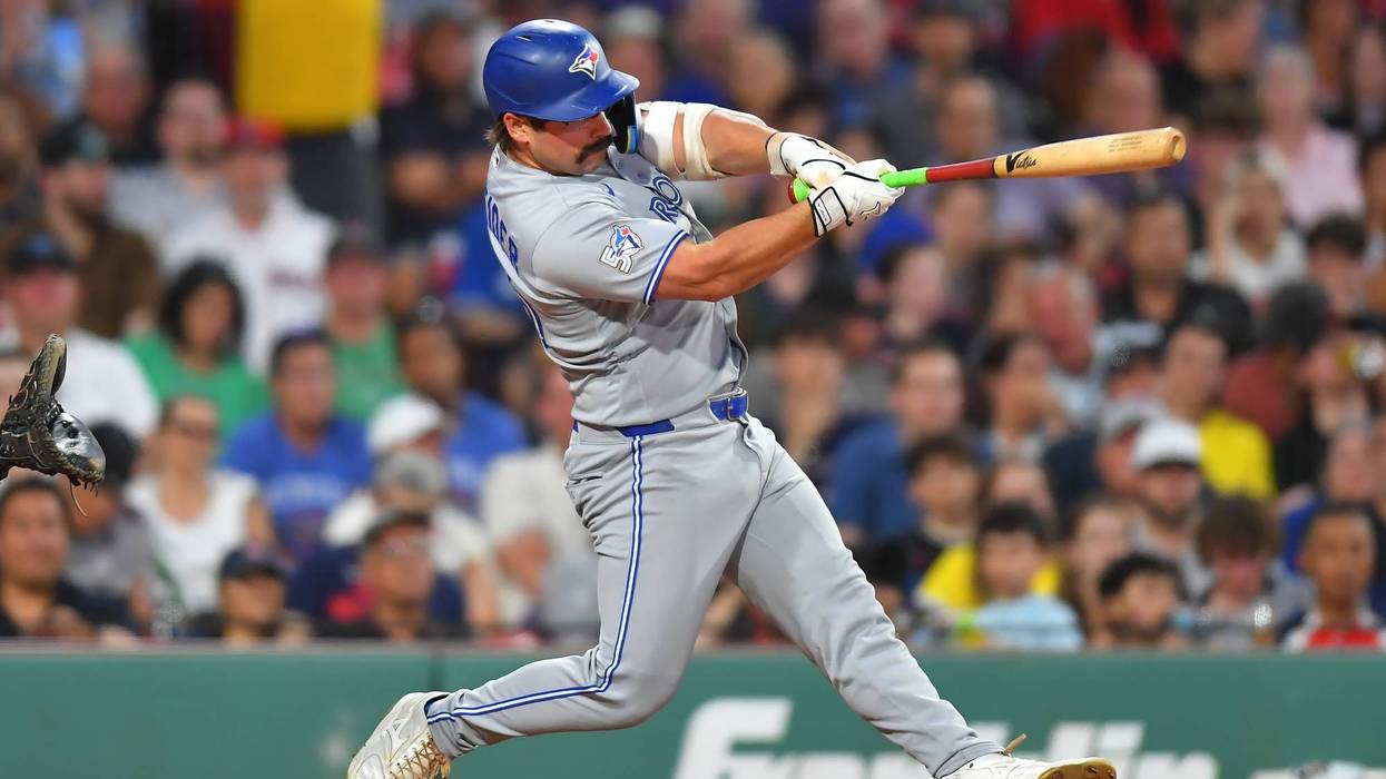 Blue Jays back Cease with 3 homers in 6-1 victory over Red Sox at Fenway