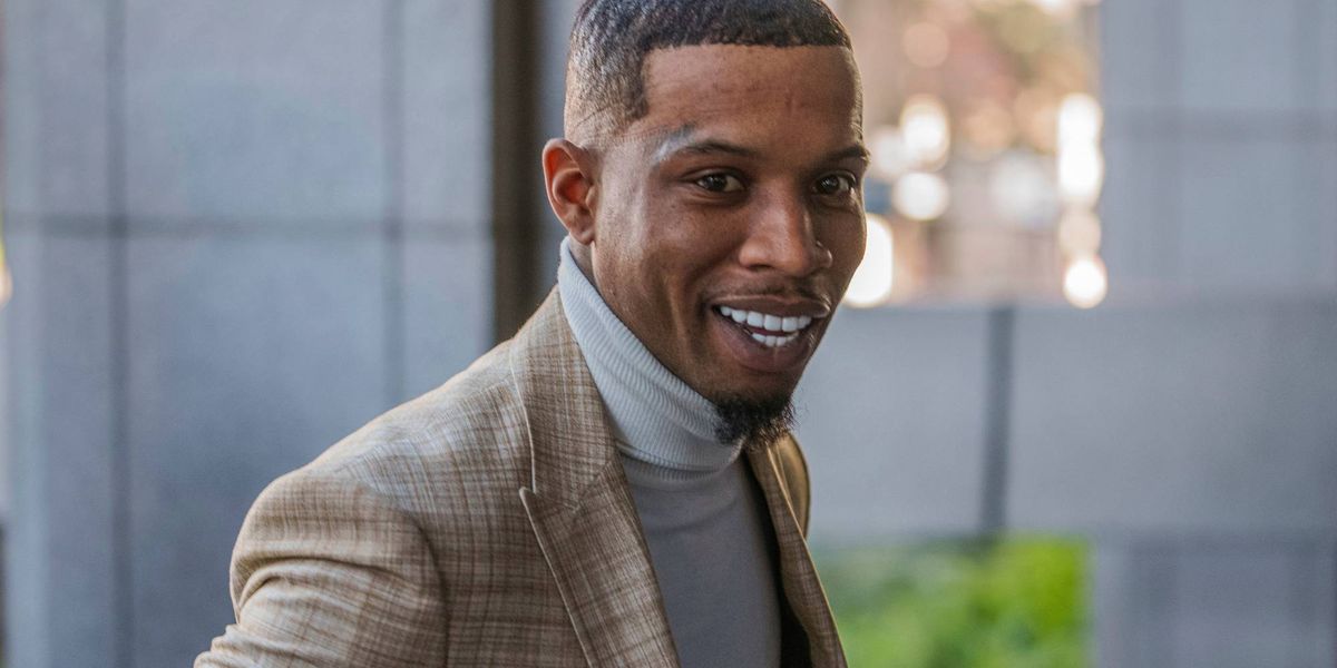 Рэпер Тори Ланез подает в суд на тюремную систему Калифорнии на 100 миллионов долларов за ножевое ранение заключенного | WWL