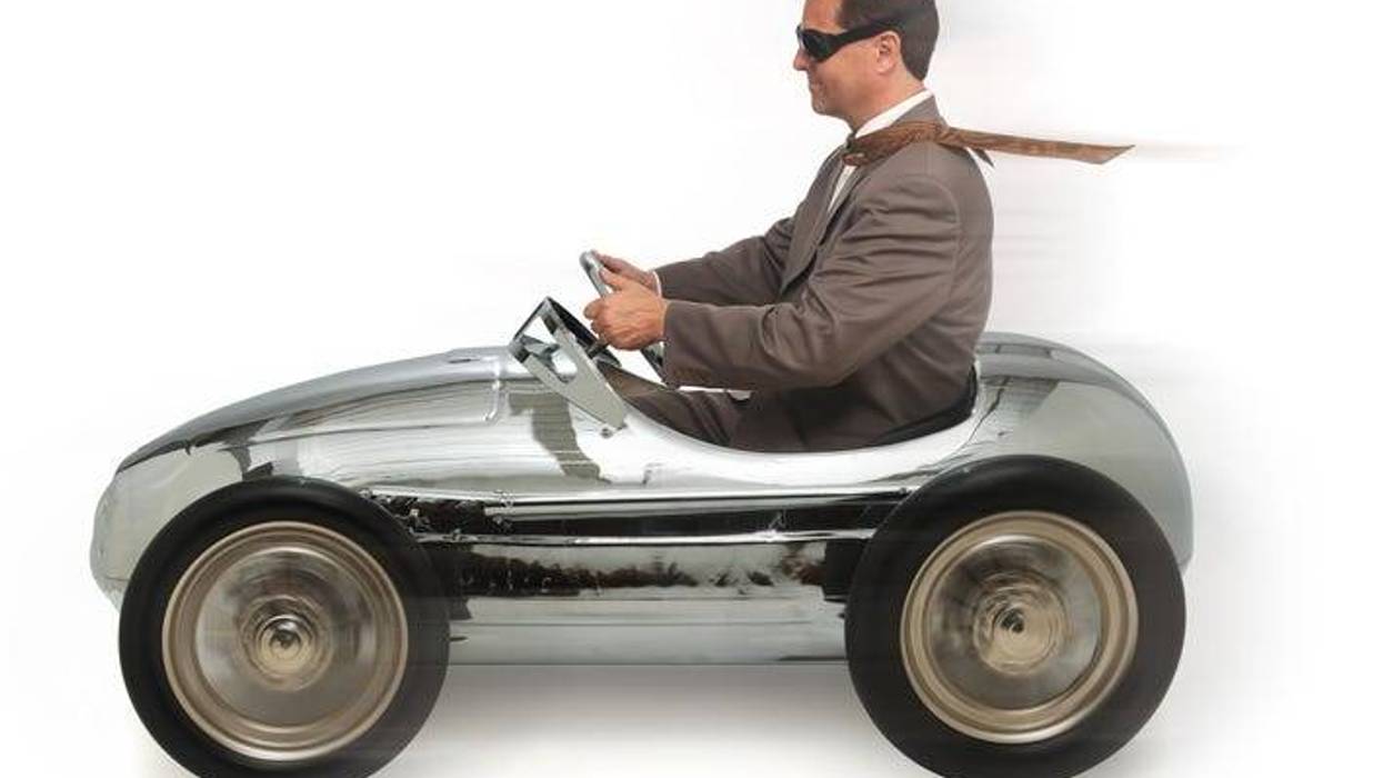 Toy car