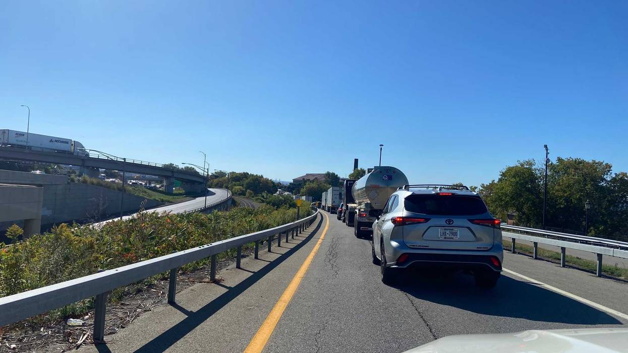 Traffic caused by system outage at U.S.-Canada borders