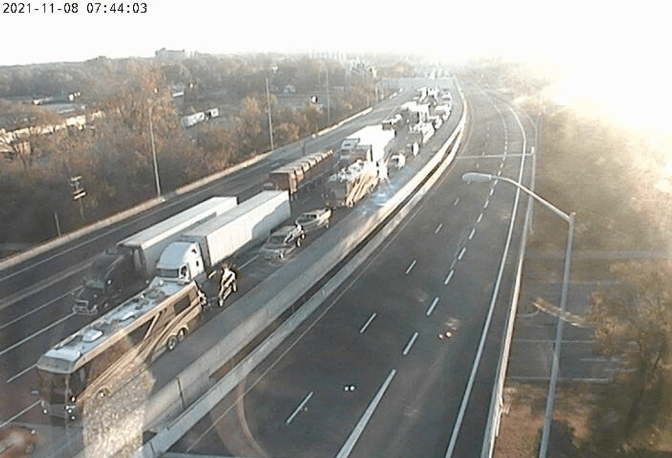 Traffic headed to U.S. via Blue Water Bridge