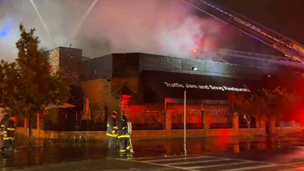 Traffic Jam and Snug Restaurant on fire