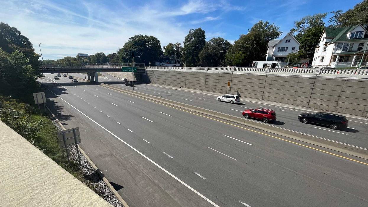 Traffic on Route 33 or Kensington Expressway, heading south toward downtown Buffalo.