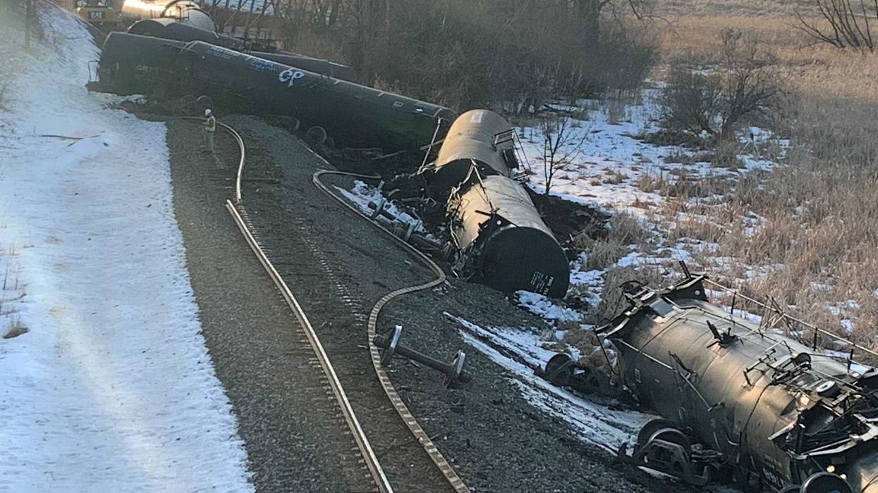 Train cars derailed in Plymouth