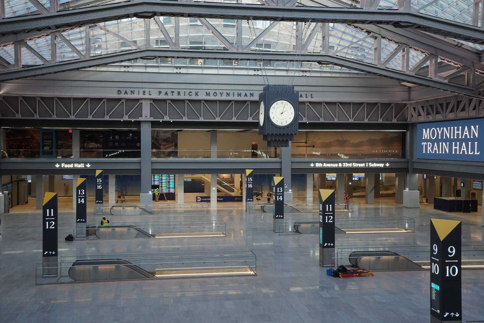 Train hall