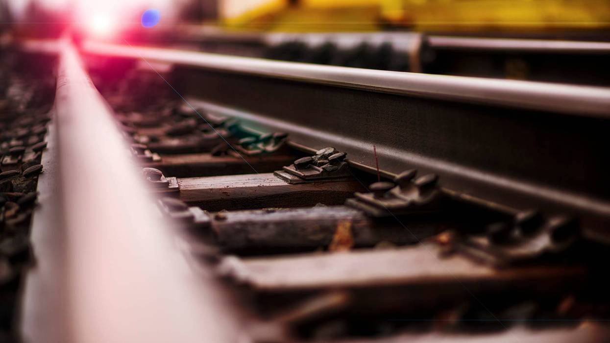 train tracks