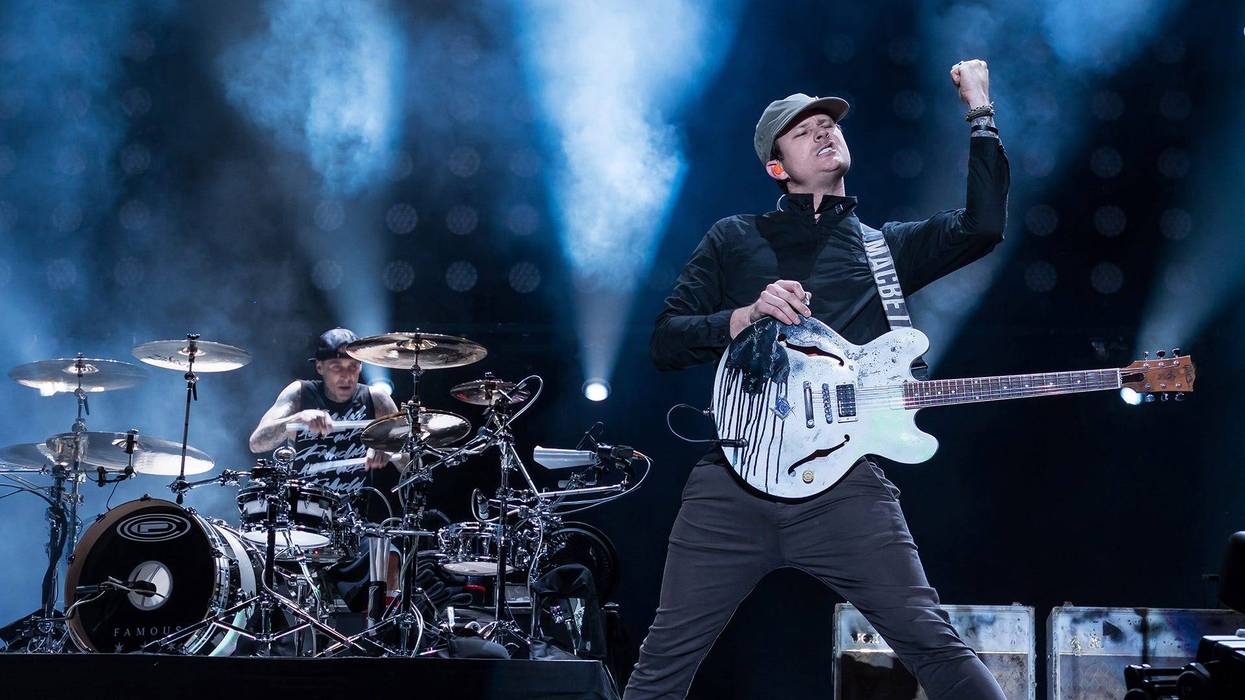 Travis Barker and Tom DeLonge of of Blink 182