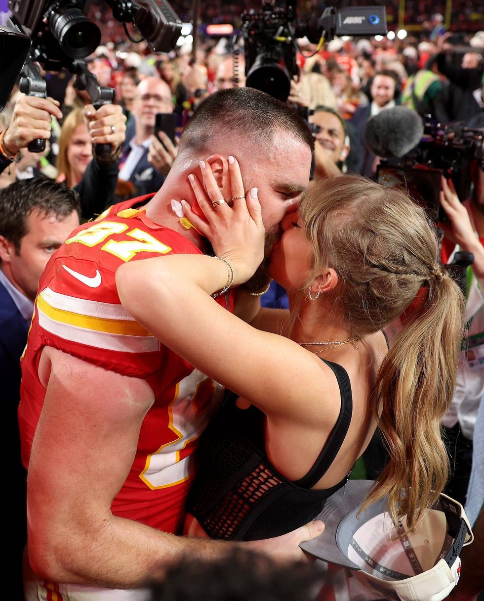 Travis Kelce, Taylor Swift