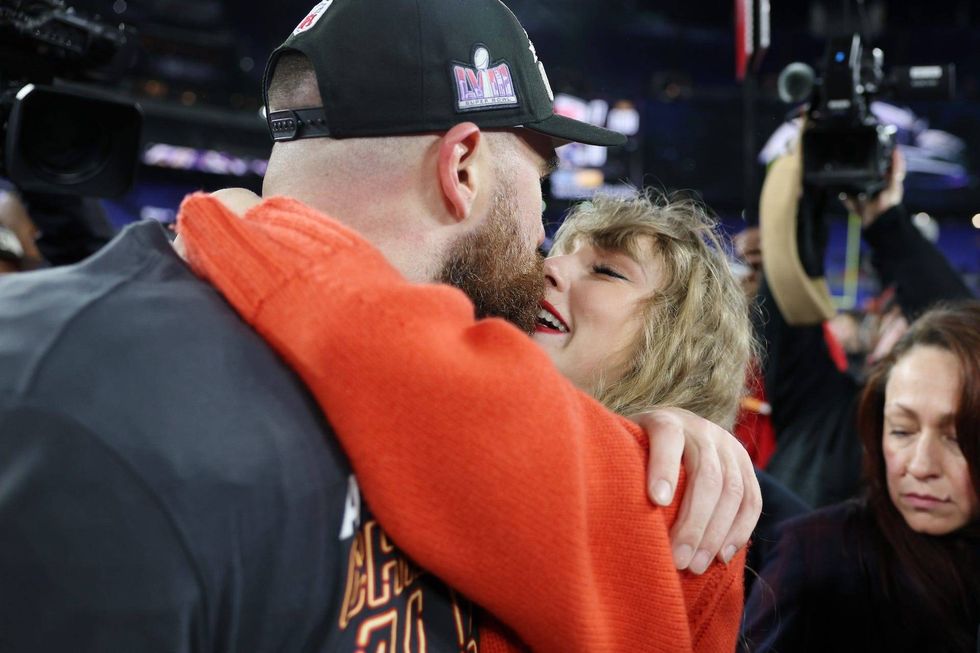 Travis Kelce, Taylor Swift