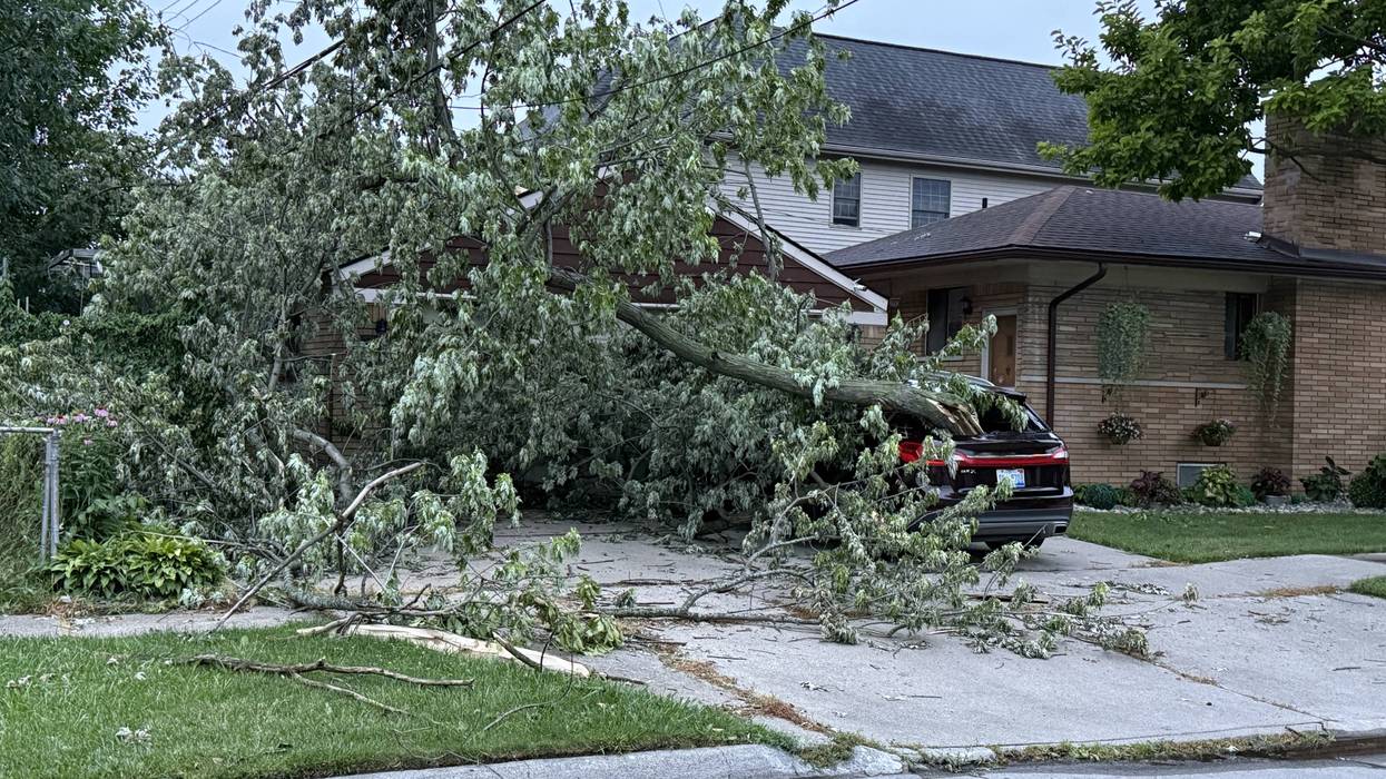 Tens of thousands of Metro Detroiters still without power after Friday's storms