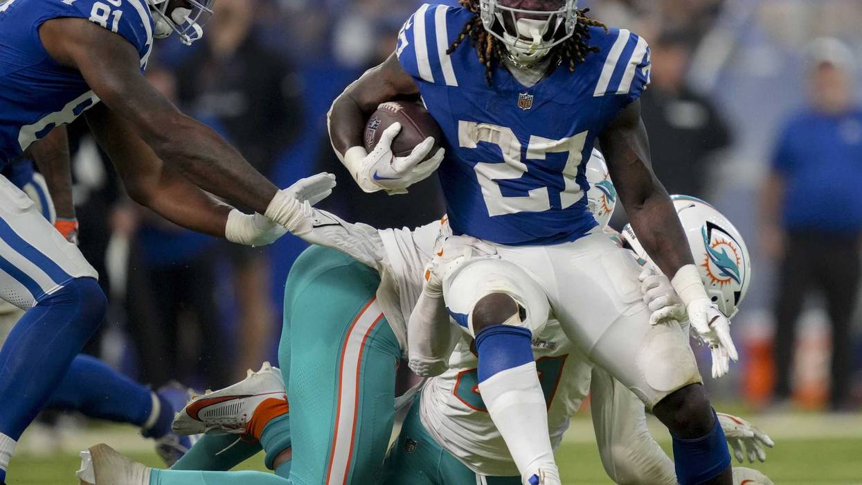 Trey Sermon running for Colts