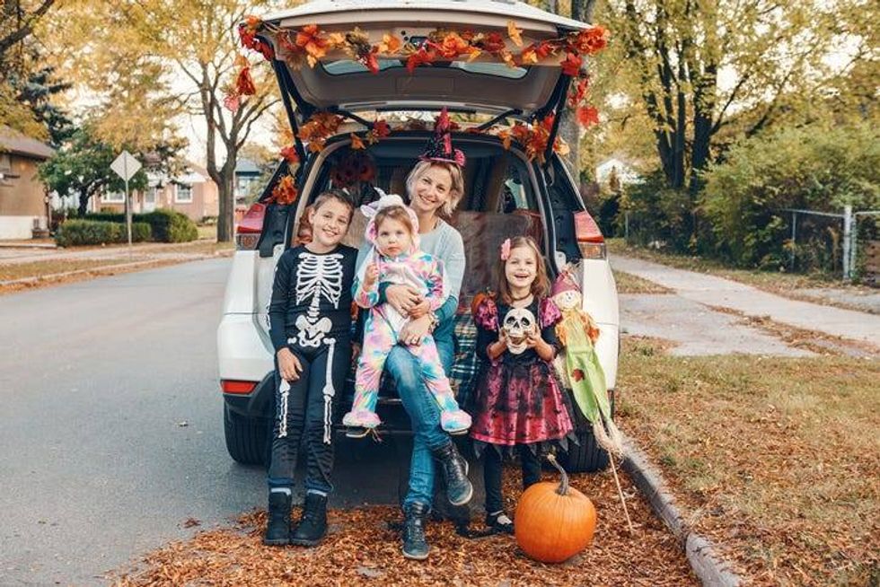 trick or treating from car