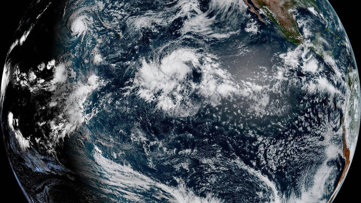 Tropical Weather 8172
