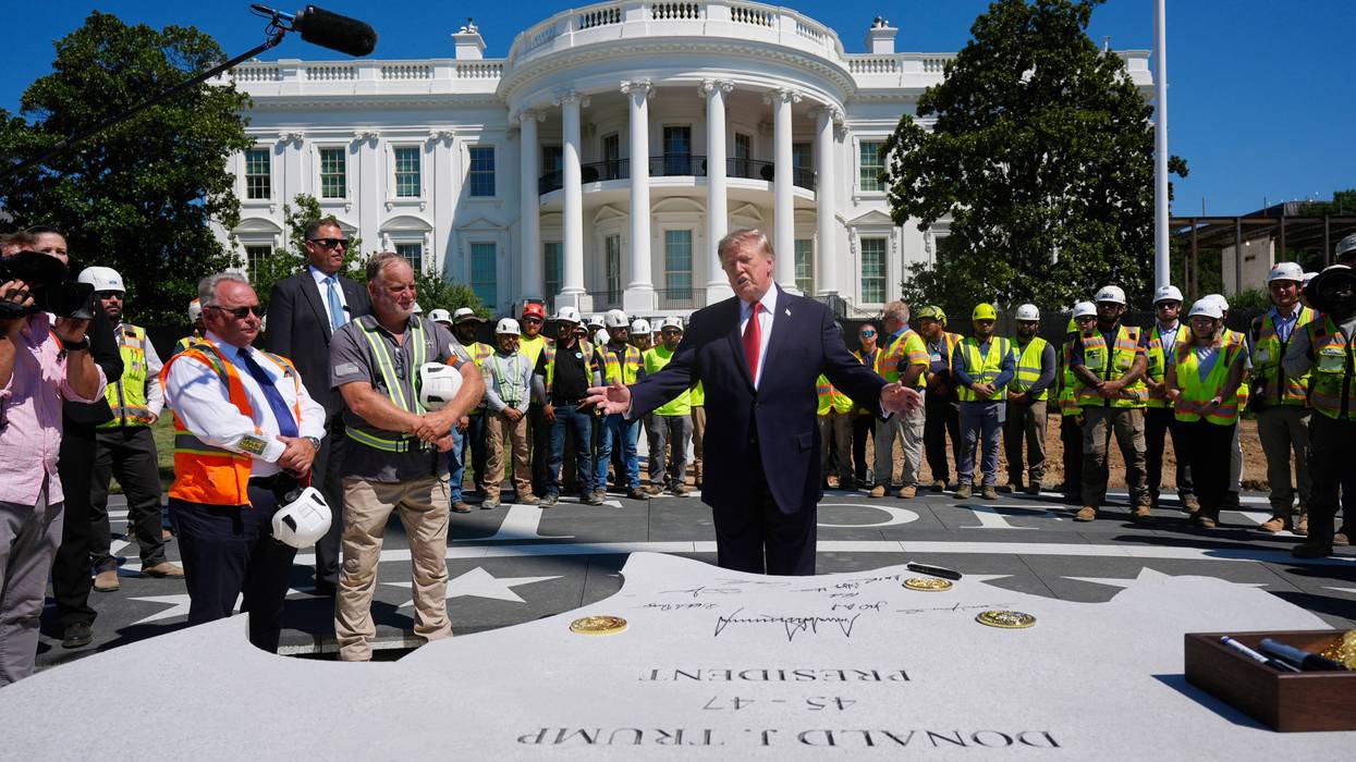 TRUMP-CASA BLANCA-CONSTRUCCIONES