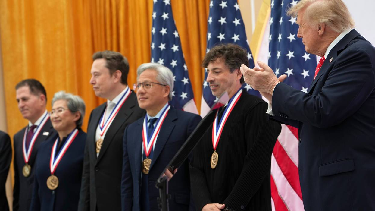 TRUMP EMPRESARIOS TECNOLOGICOS 7