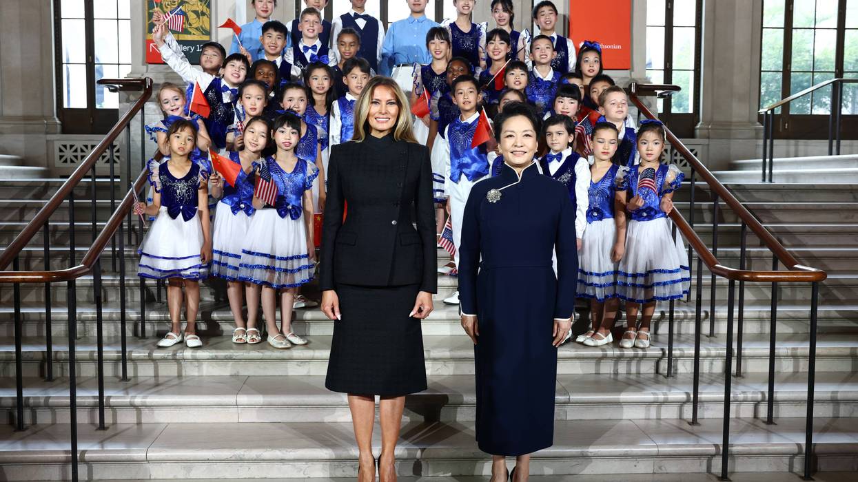 Trump Xi Spouses