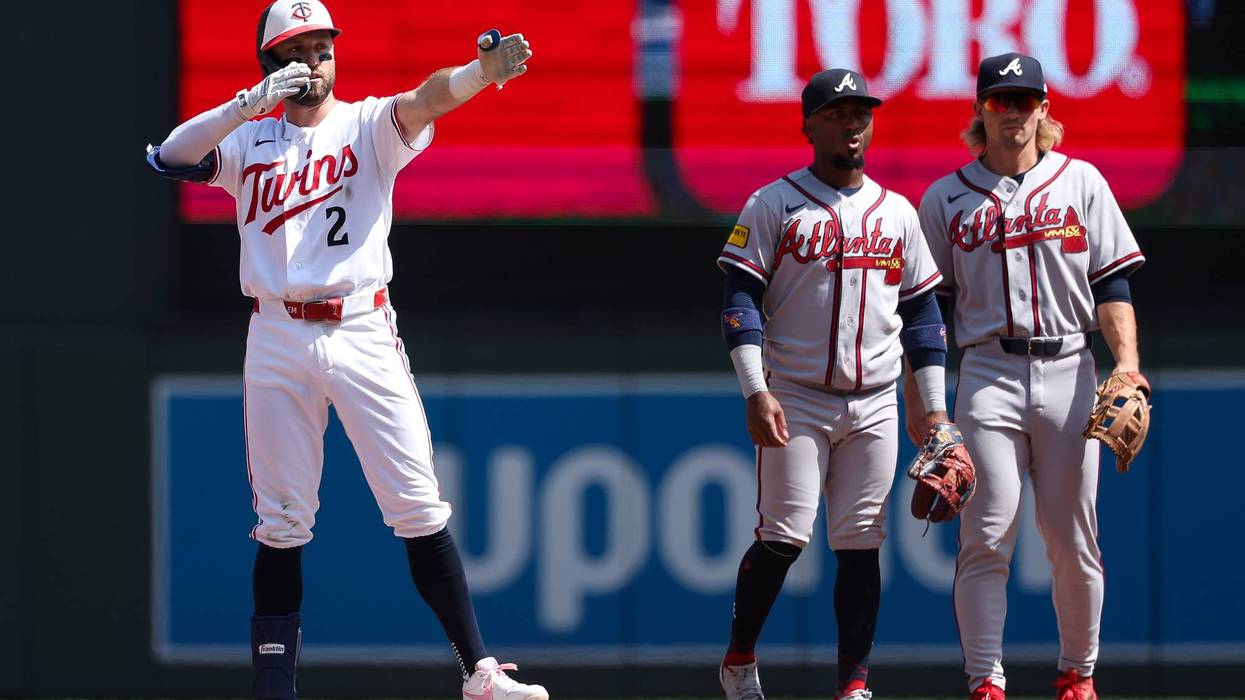 Twins beat the Braves 6-4 to sweep their three-game series