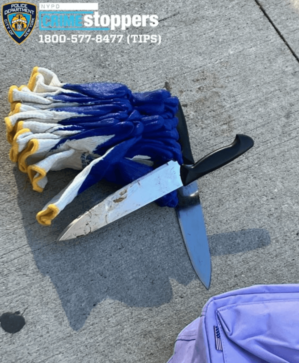 Two kitchen knives were recovered near the arrest scene