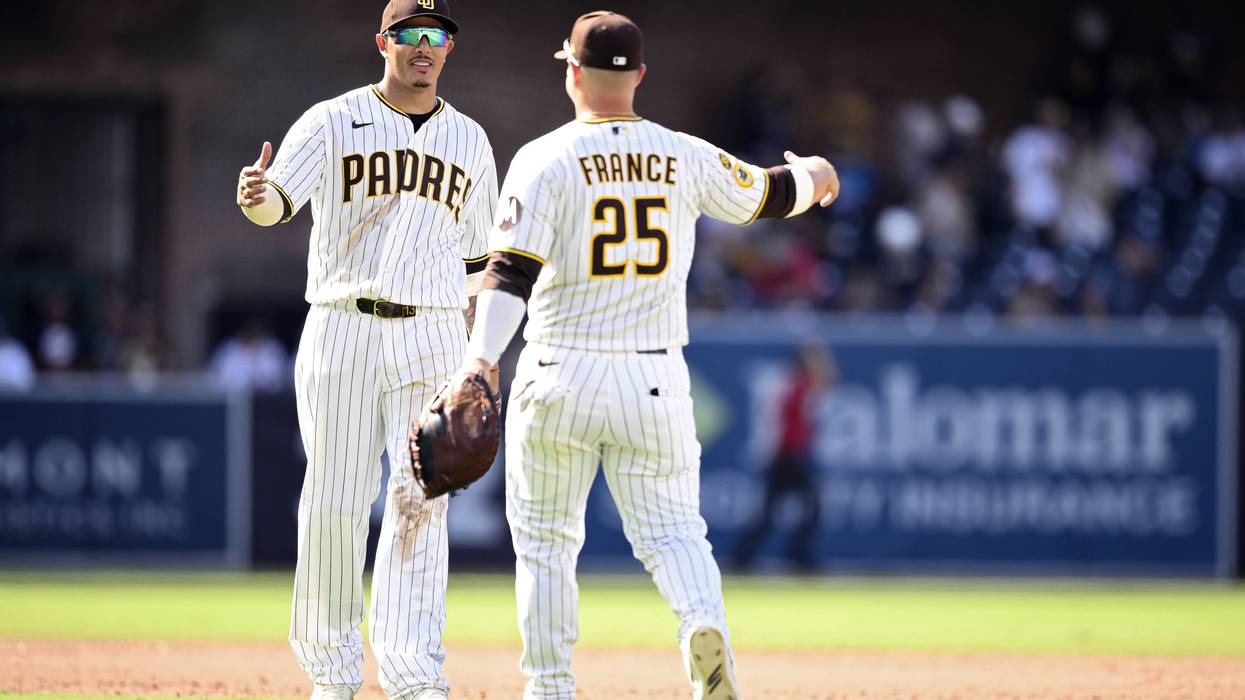 Padres avoid being swept with 3-0 win over Pirates