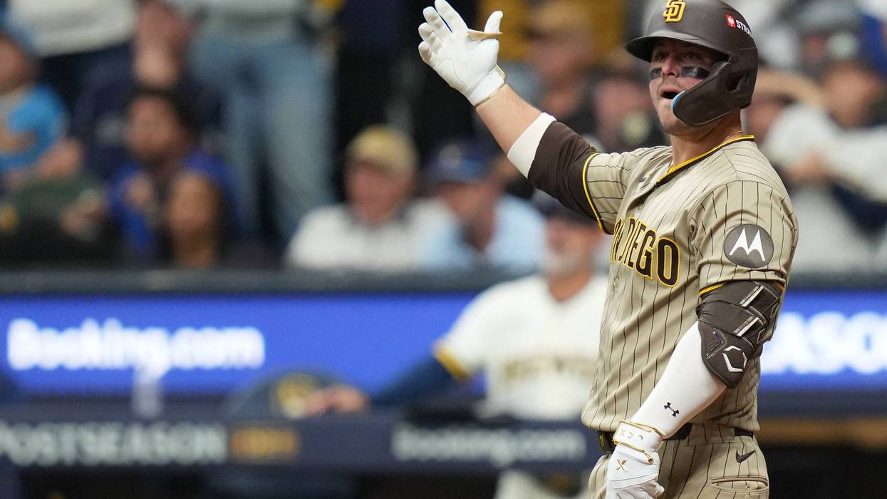 Padres drop NLDS Game 1 in unfortunate way...